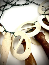 Load image into Gallery viewer, Peg Statement Necklace
